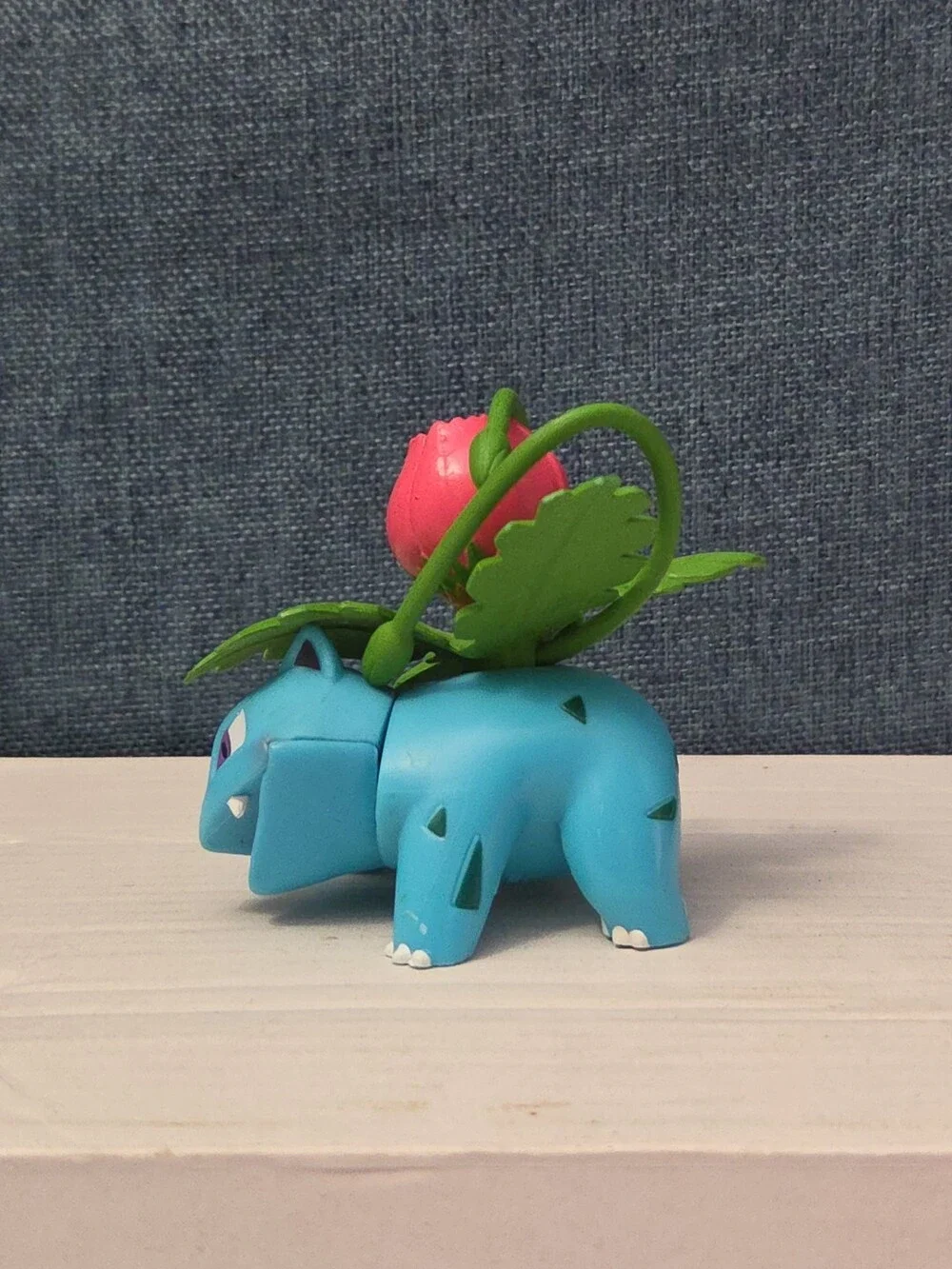 Nintendo Pokemon IVYSAUR 2.5" Vinyl Figure PVC 2015 Tomy Toy Kanto Collectible - Picture 11 of 16